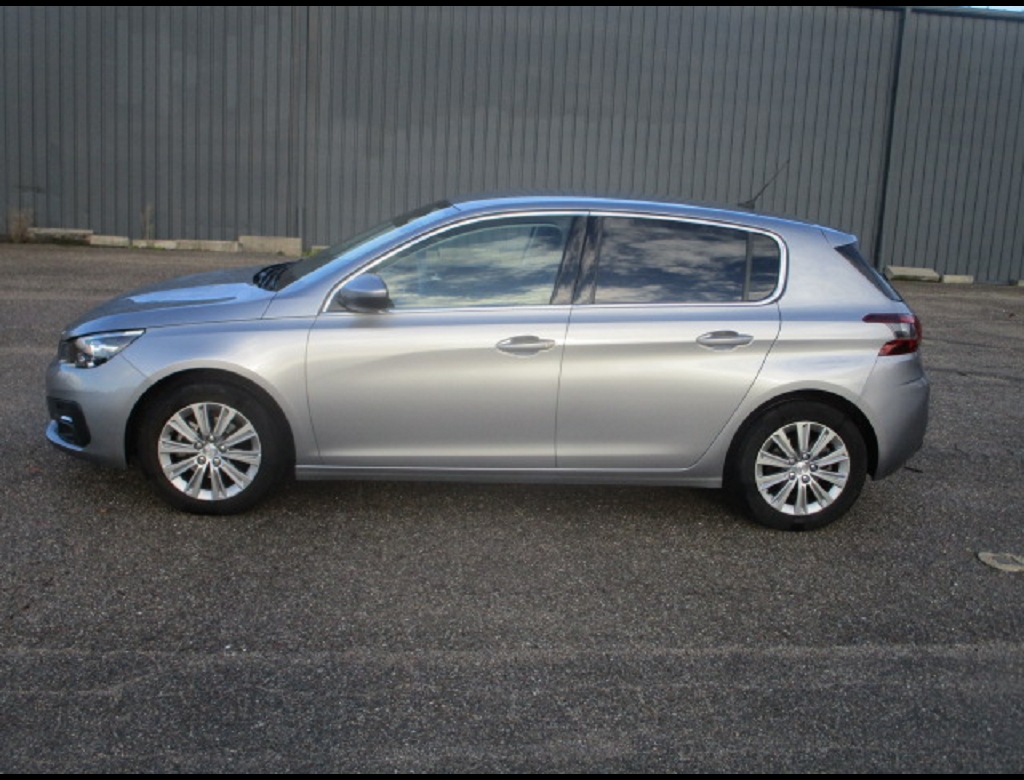 Peugeot 308 - II PTECH 130 EAT8 ALLURE