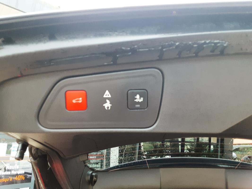 Peugeot 3008 - BlueHDi 130ch SetS EAT8 Allure Business