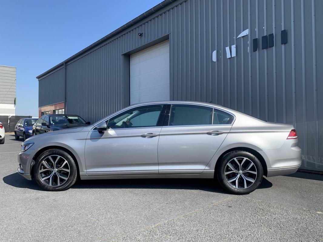 Volkswagen Passat - 1.6 TDI BlueMotion 120 CH Connect - GARANTIE 6 MOIS
